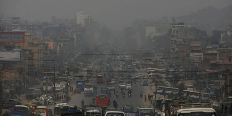 Hindistan’da hava kirliliği ‘aşırı şiddetli’ seviyeye ulaştı