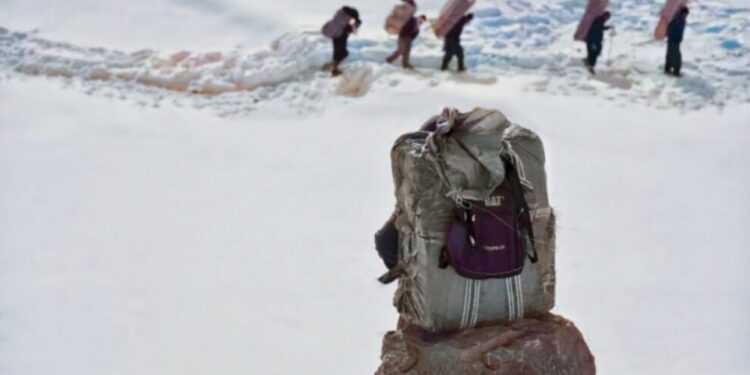 Rojhilat’ta iki kolber çığ altında kalarak yaşamını yitirdi