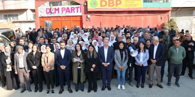Cizîr belediye eşbaşkanlarının tehdit edilmesine tepki: Sorumlular hesap vermeli