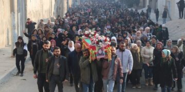 Şam’a bağlı güçlerin Halep’te katlettiği kadın son yolculuğuna uğurlandı