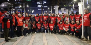 Wan’da 223 işçinin eylemi sürüyor: Ne zaman dur diyeceksiniz?