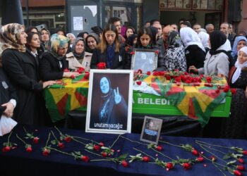 Barış Annesi Aliye Timur son yolculuğuna uğurlandı