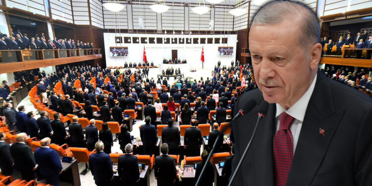 AK Parti, Kritik Raporu Yarın Cumhurbaşkanı Erdoğan'a Sunacak
