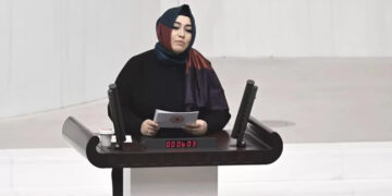 AK Partili Sena Nur Çelik Kanat Meclis'te Konuştu: 'Hafızasına Hükmedemedikleri Milleti Esir Alamazlar'