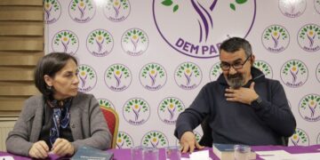 Alevilere yönelik asimilasyon tartışıldı