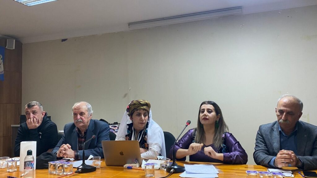 Amed’de  ‘Edebiyat ve Toplum’ paneli