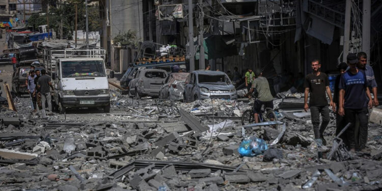 Ateşkes Lafta Kaldı... İsrail'den Gazze'ye Bombardıman