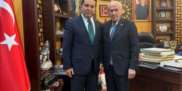 Bahçeli ile görüşen Özer: Türkiye bu sorunu demokrasi içinde çözmeli