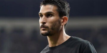 Beşiktaş'ta Kadro Dışı Bırakılmıştı, Necip Uysal Sessizliğini Bozdu