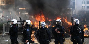 Brüksel’de çiftçi isyanı: Protesto sonuç verdi, AB Mercosur anlaşmasını erteledi