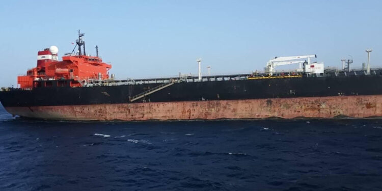 Çanakkale Boğazı'nda Alarm! 108 Metrelik Gemi Arızalandı