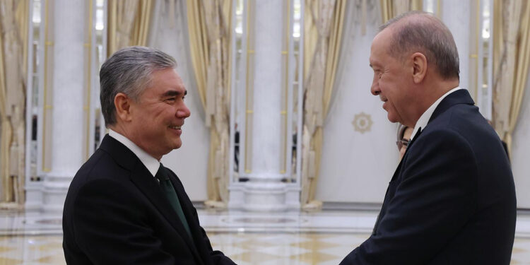 Cumhurbaşkanı Erdoğan, Kritik Zirve İçin Türkmenistan'da