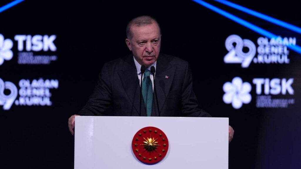 Cumhurbaşkanı Erdoğan'dan Asgari Ücret Çıkışı: 'TİSK Elini Taşın Altına Koymalı'