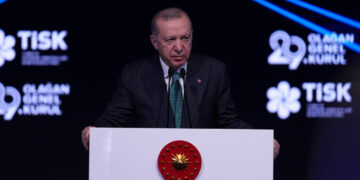 Cumhurbaşkanı Erdoğan'dan Asgari Ücret Çıkışı: 'TİSK Elini Taşın Altına Koymalı'