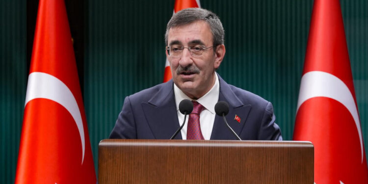 Cumhurbaşkanlığı Koltuğu Cevdet Yılmaz'a Emanet