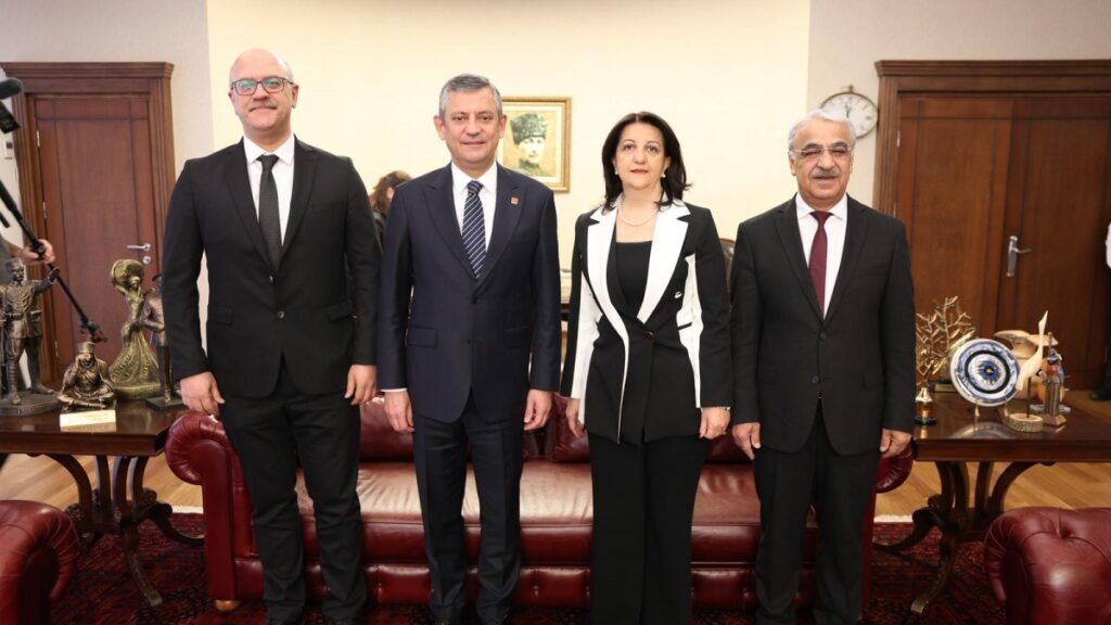 DEM Parti İmralı Heyeti ile Özel görüşmesi başladı