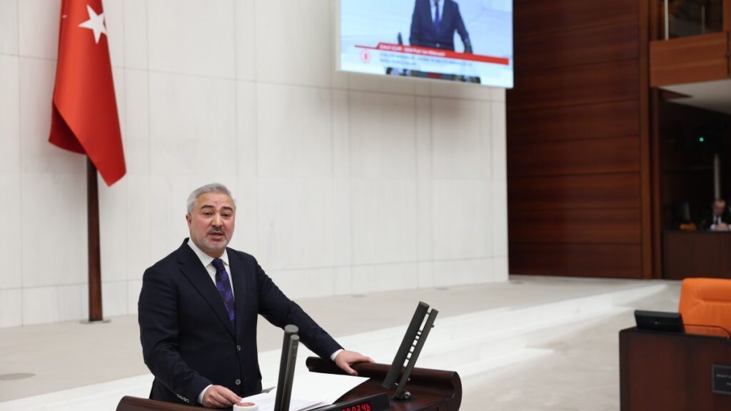 DEM Partili Uçar: Norm dışı devlet hala devrede