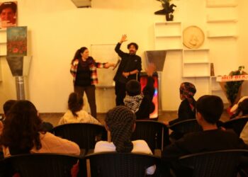 Dil kurumlarından çocuklara alfabe öğretme etkinliği