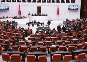 Diyanet’in bütçesi beş bakanlığa ayrılan paydan fazla