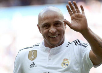 Efsane Futbolcu Roberto Carlos Tatilde Fenalaştı! Apar Topar Hastaneye Kaldırıldı