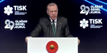 Erdoğan: Komisyonun ortak bir perspektif çizmesini temenni ediyorum