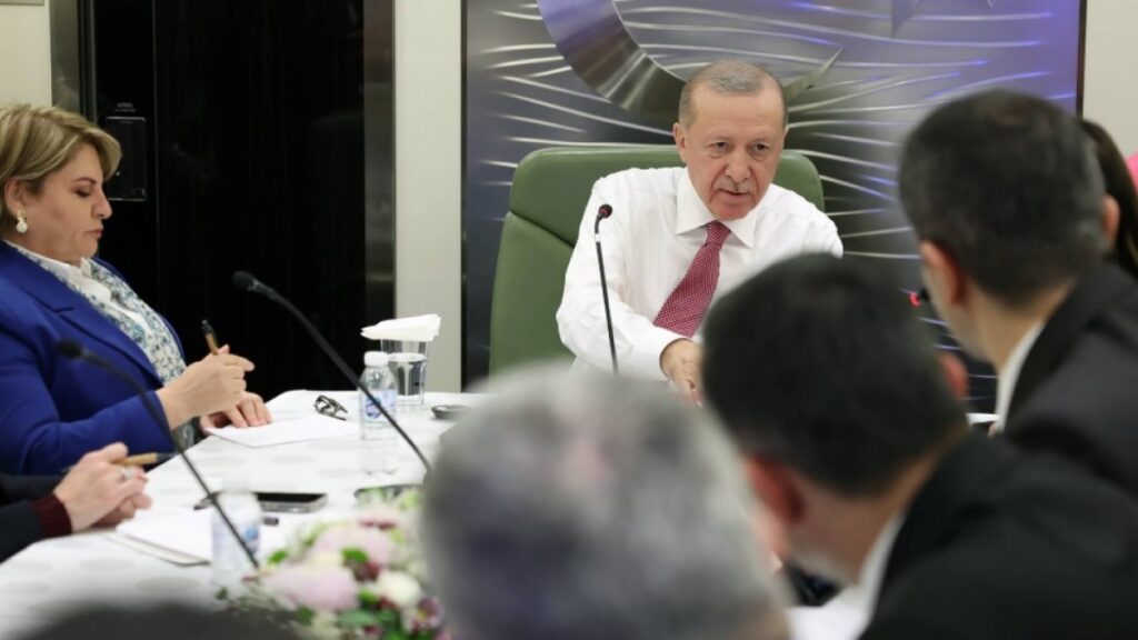 Erdoğan’dan ‘sivil ve özgürlükçü’ anayasa vaadi