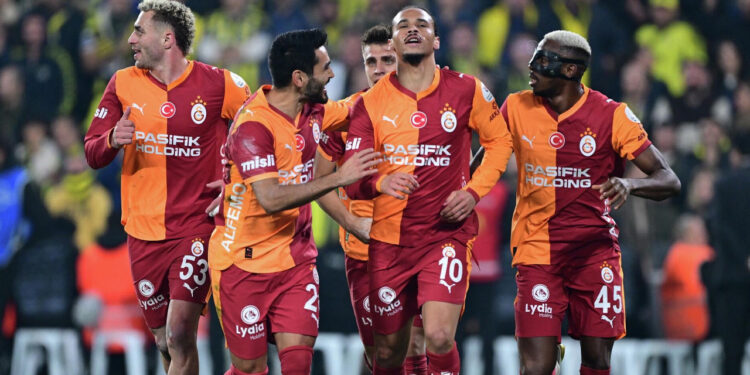 Galatasaray-Monaco Maçında İlk Yarıda Gol Sesi Çıkmadı