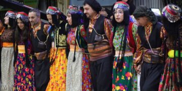 Gaxand gecesi: Komünal yaşamı sürdürüyoruz