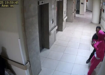 Hastanede Dehşet Anları! Eşini Kovalayıp Silahla Vurdu