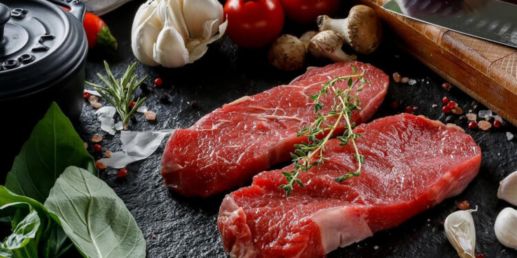 Hayvancılık Alarm Veriyor: Kesim Durdu, Ette Yeni Zam Dalgası Kapıda