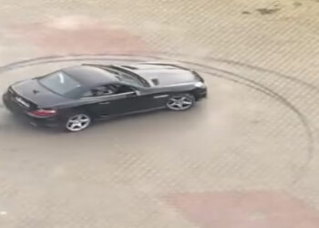 İstanbul'da Şoke Eden Olay: Hastane Valeleri Müşterinin Aracıyla Drift Attı