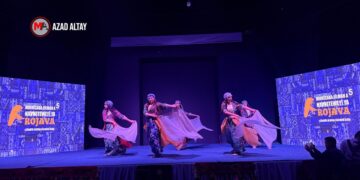 Kırmızı halısız festival