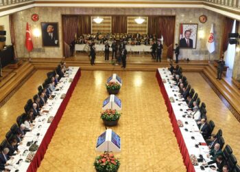 Kurtuluşmuş ‘rapor’ yazım ekibi görüşmesi başladı