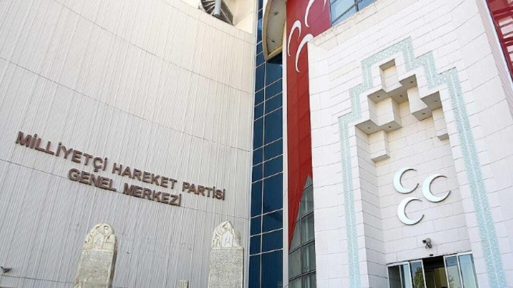 MHP raporunda ‘Umut hakkı’ da Kürtlerin anayasal tanınması hakkı da yok!