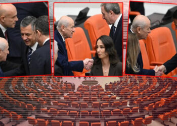 Meclis’te Buzlar Eriyor! Siyasilerden Karşılıklı Jestler: Özgür Özel ve DEM Partililer Bahçeli’yle Tokalaştı