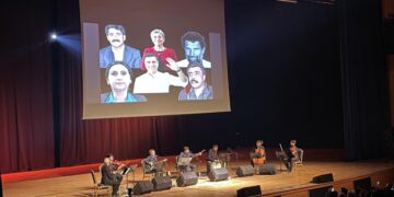 Metin ve Kemal Kahraman’ın konserine yoğun ilgi