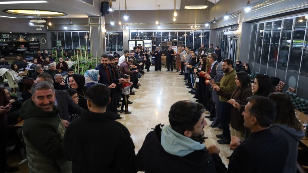 Mûş'ta dengbêj gecesi Mîr Perwer’e adandı