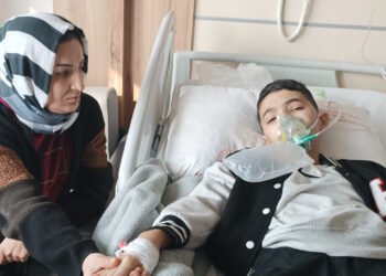 Nedeni Bir Türkü Bulunamadı! 13 Yaşındaki Muhammed 52 Gündür Aralıksız Öksürüyor