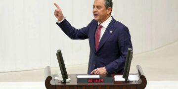 Özgür Özel Bütçe Görüşmesinde Tek Tek Sıraladı: İşte CHP'nin Ekonomik Planları...