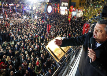 Özgür Özel'den 'Seçim' Mesajı: 'Bir Yeni Yıl Hediyem Var'