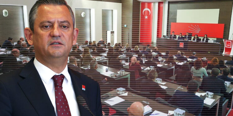 Özgür Özel'in A Takımı Belli Oldu! İşte CHP'de Yeni MYK