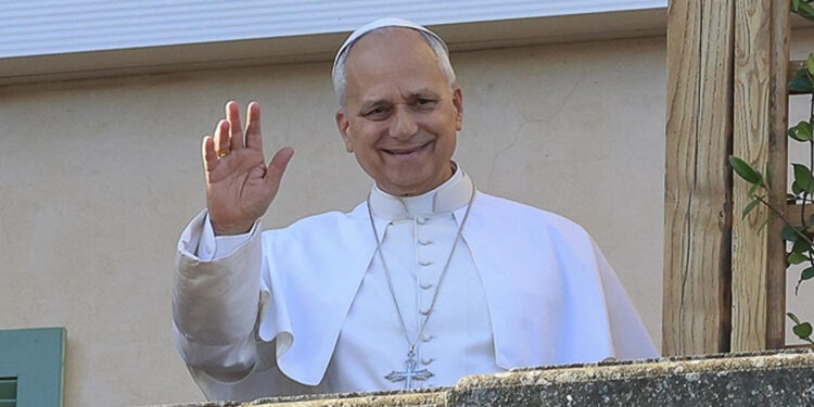 Papa 14. Leo'dan Noel Mesajında 'Dünya Barışı' Çağrısı