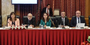 Partiler ‘çözüm’ raporlarını Meclis’e sunacak