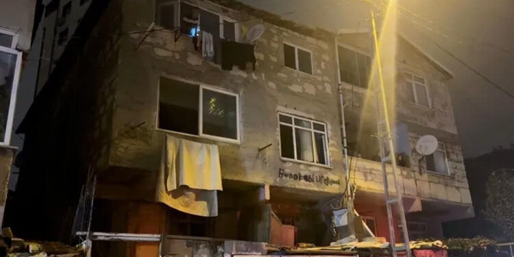 Pendik'te Gece Yarısı Facia! 3 Çocuk Öldü 1 Çocuk Ağır Yaralı