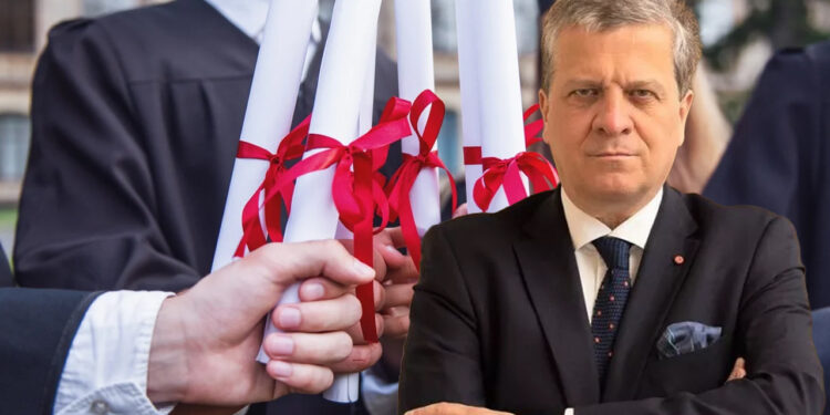 'Sahte Diploma' Skandalı: Büyükelçi Görevden Alındı