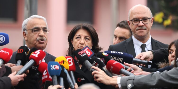 Sancar: Bakanlığın düzenlemelerle ilgili kapsamlı bir hazırlığı var  Buldan: Cezaevlerini, tahliye engellerini konuştuk, bizimle aynı fikirde