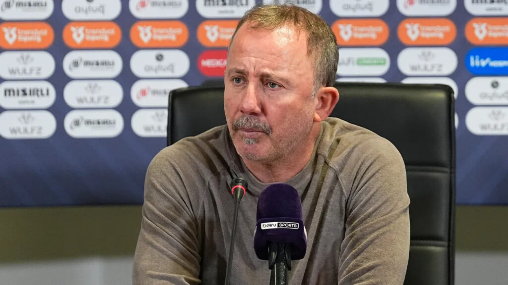 Sergen Yalçın'dan Trabzonspor Maçı Sonrası Sert Sözler: 'Bu Akşam Tiyatro Oynandı'