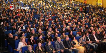 'Sinemanın dil ve kültür üzerindeki etkisi büyük'