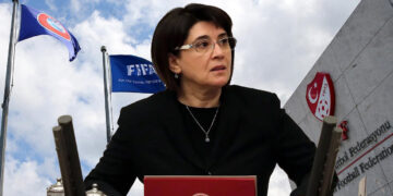 TFF'den Bursaspor'a 'Leyla Zana' Cezası