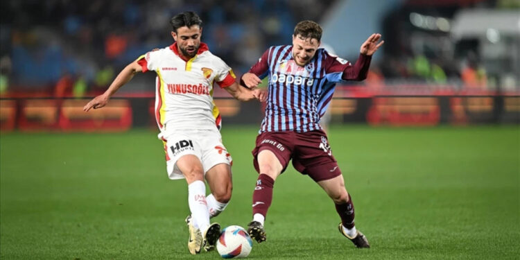 Trabzonspor Göztepe'yi Deplasmanda Mağlup Etti